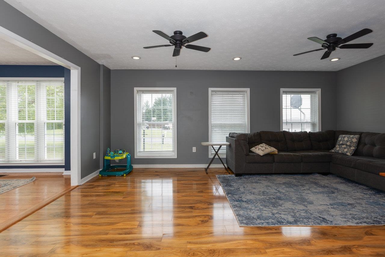 96 HARROGATE DR, FISHERSVILLE, Virginia 22939, 3 Bedrooms Bedrooms, ,2 BathroomsBathrooms,Residential,96 HARROGATE DR,664926 MLS # 664926