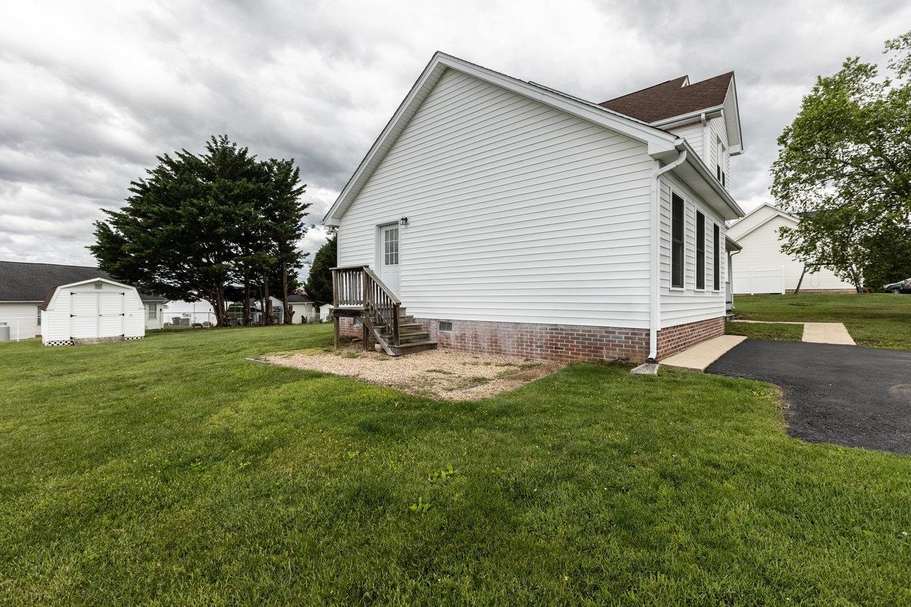 96 HARROGATE DR, FISHERSVILLE, Virginia 22939, 3 Bedrooms Bedrooms, ,2 BathroomsBathrooms,Residential,96 HARROGATE DR,664926 MLS # 664926
