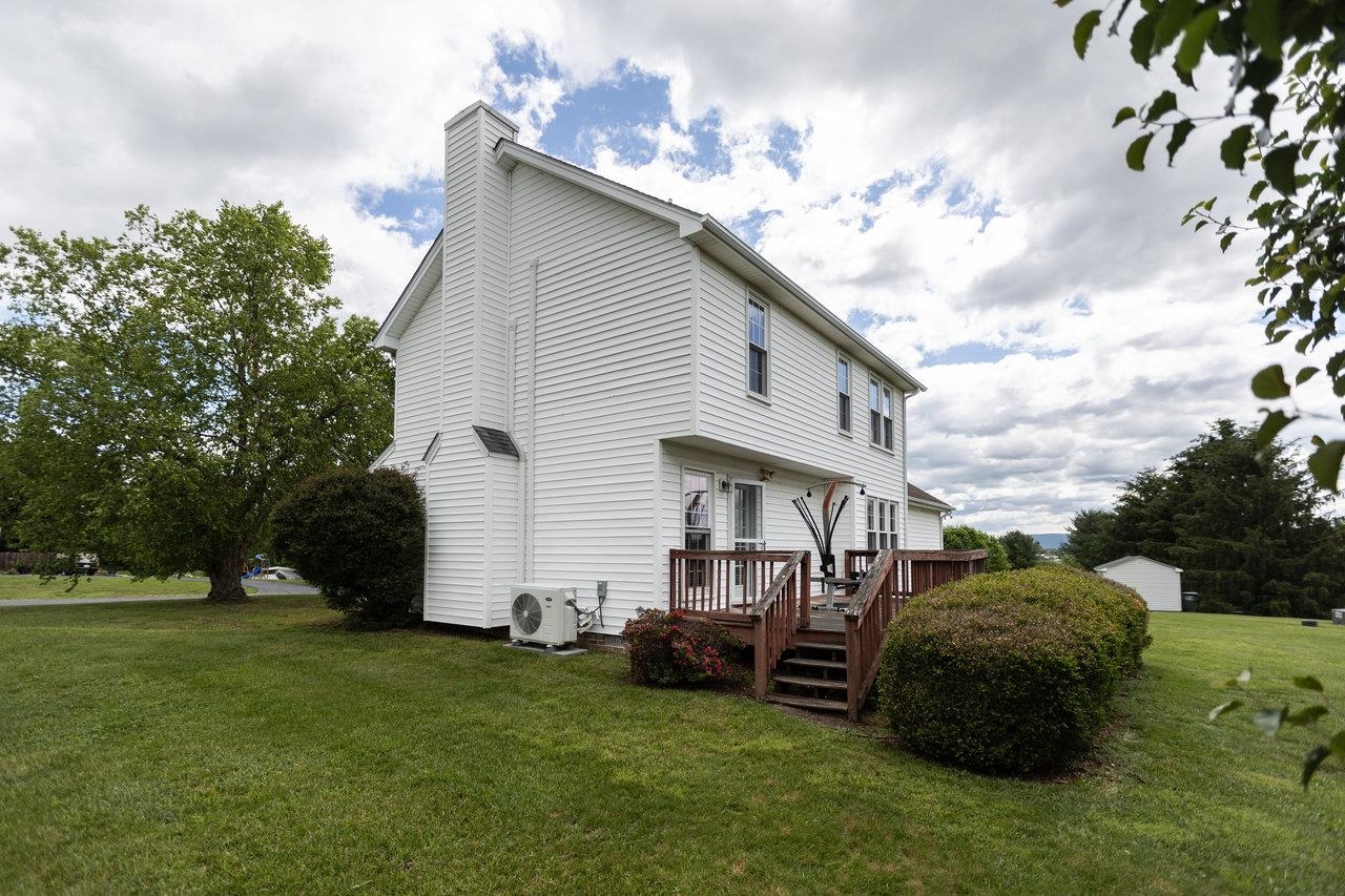 96 HARROGATE DR, FISHERSVILLE, Virginia 22939, 3 Bedrooms Bedrooms, ,2 BathroomsBathrooms,Residential,96 HARROGATE DR,664926 MLS # 664926
