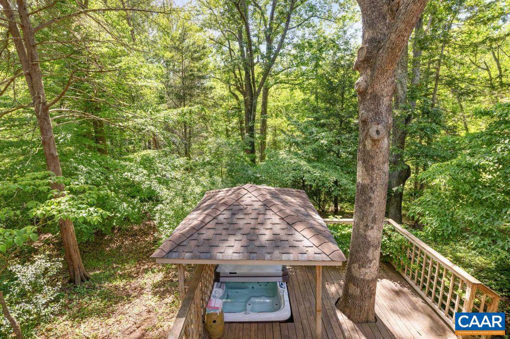 213 TURKEY RIDGE RD, CHARLOTTESVILLE, Virginia 22903, 3 Bedrooms Bedrooms, ,2 BathroomsBathrooms,Residential,213 TURKEY RIDGE RD,664931 MLS # 664931