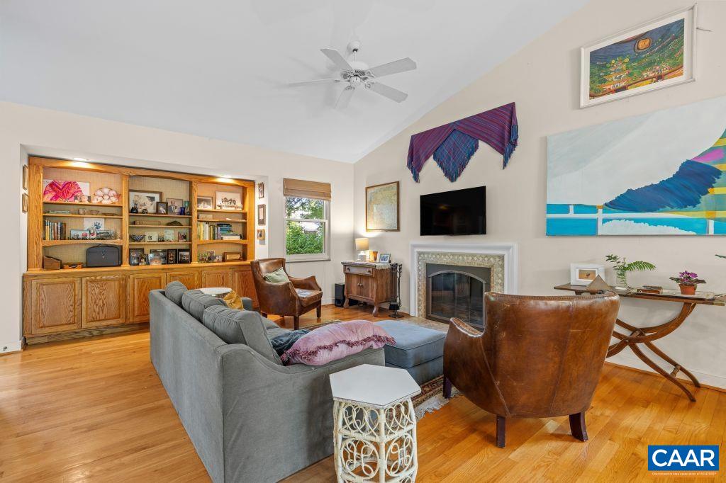 213 TURKEY RIDGE RD, CHARLOTTESVILLE, Virginia 22903, 3 Bedrooms Bedrooms, ,2 BathroomsBathrooms,Residential,213 TURKEY RIDGE RD,664931 MLS # 664931