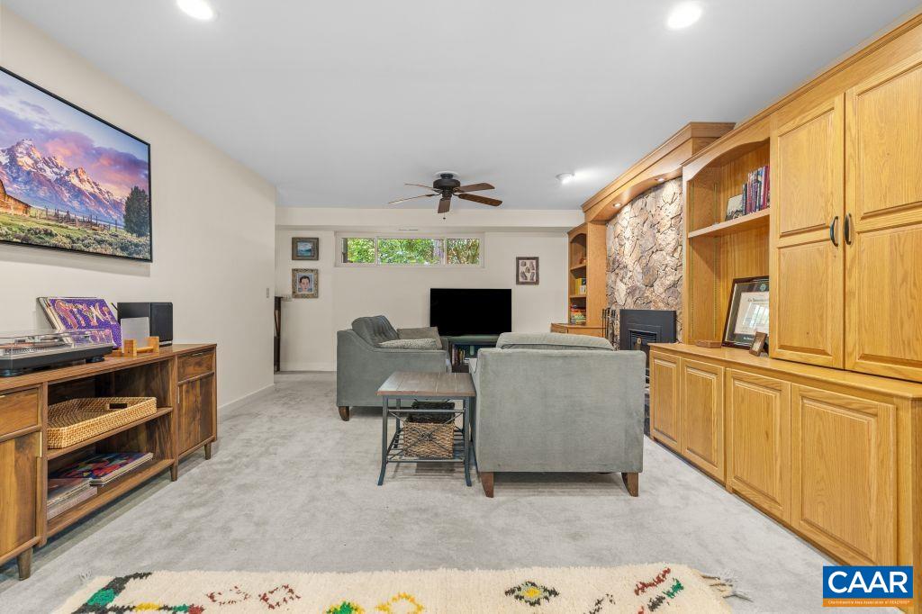 213 TURKEY RIDGE RD, CHARLOTTESVILLE, Virginia 22903, 3 Bedrooms Bedrooms, ,2 BathroomsBathrooms,Residential,213 TURKEY RIDGE RD,664931 MLS # 664931