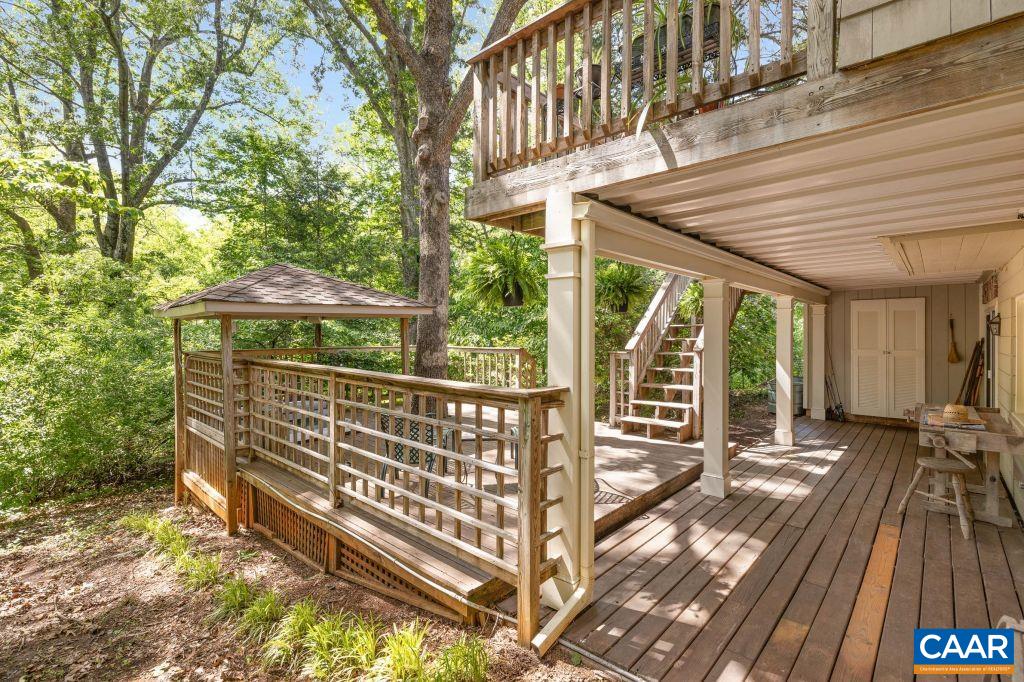 213 TURKEY RIDGE RD, CHARLOTTESVILLE, Virginia 22903, 3 Bedrooms Bedrooms, ,2 BathroomsBathrooms,Residential,213 TURKEY RIDGE RD,664931 MLS # 664931