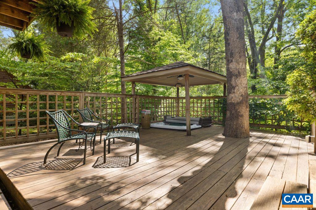 213 TURKEY RIDGE RD, CHARLOTTESVILLE, Virginia 22903, 3 Bedrooms Bedrooms, ,2 BathroomsBathrooms,Residential,213 TURKEY RIDGE RD,664931 MLS # 664931