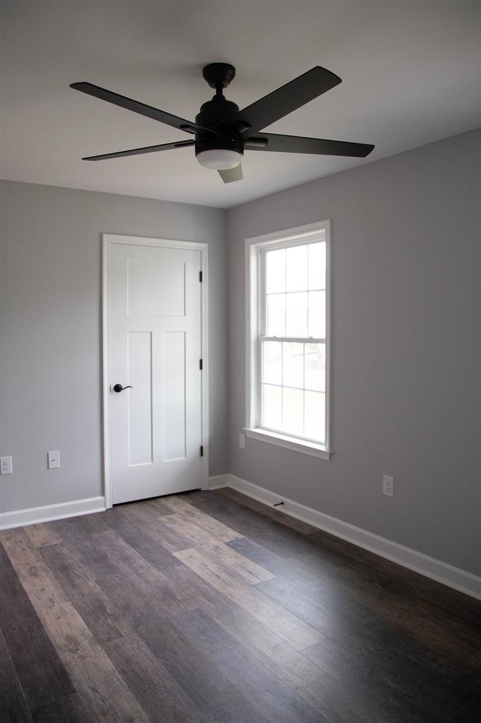 49 EVERGREEN CT, GROTTOES, Virginia 24441, 3 Bedrooms Bedrooms, ,2 BathroomsBathrooms,Residential,49 EVERGREEN CT,664933 MLS # 664933