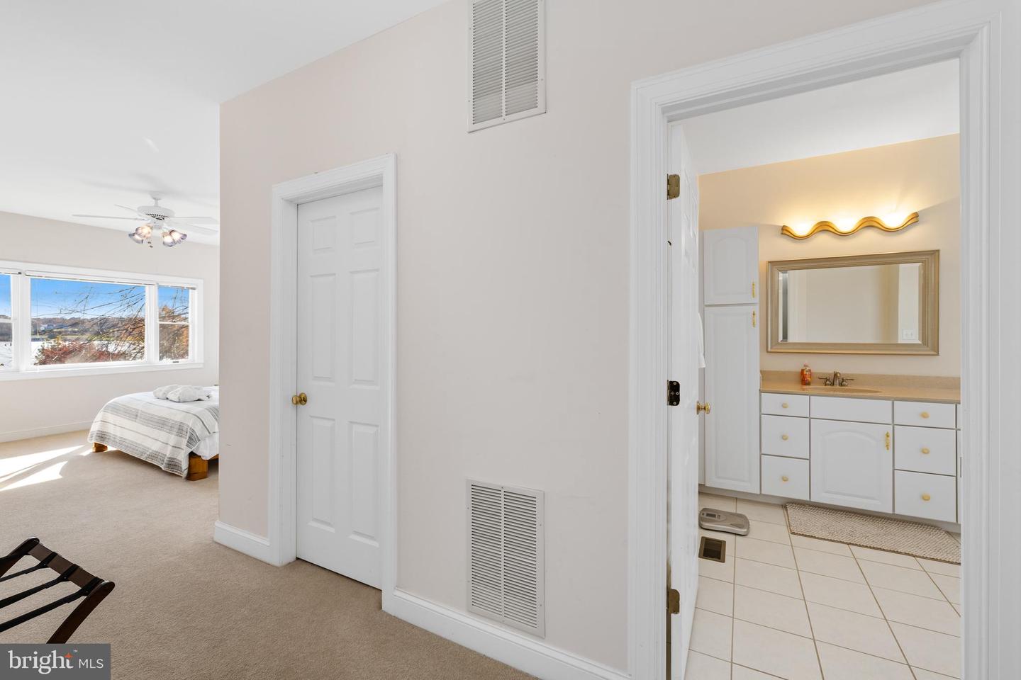 5805 CRESCENT POINT DR, ORANGE, Virginia 22960, 5 Bedrooms Bedrooms, 17 Rooms Rooms,3 BathroomsBathrooms,Residential,For sale,5805 CRESCENT POINT DR,VASP2033332 MLS # VASP2033332