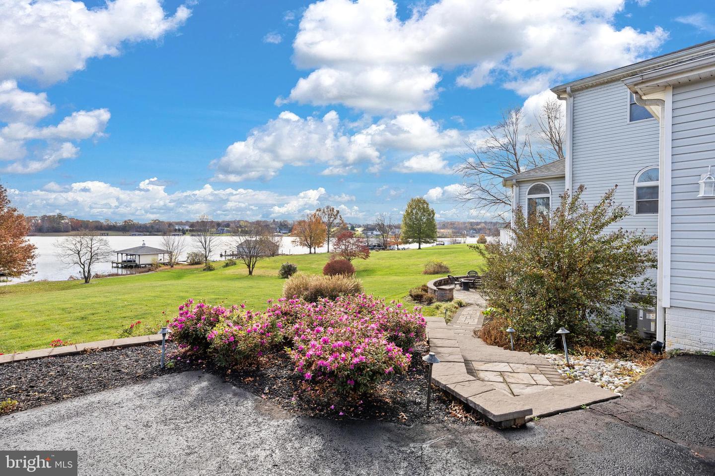 5805 CRESCENT POINT DR, ORANGE, Virginia 22960, 5 Bedrooms Bedrooms, 17 Rooms Rooms,3 BathroomsBathrooms,Residential,For sale,5805 CRESCENT POINT DR,VASP2033332 MLS # VASP2033332