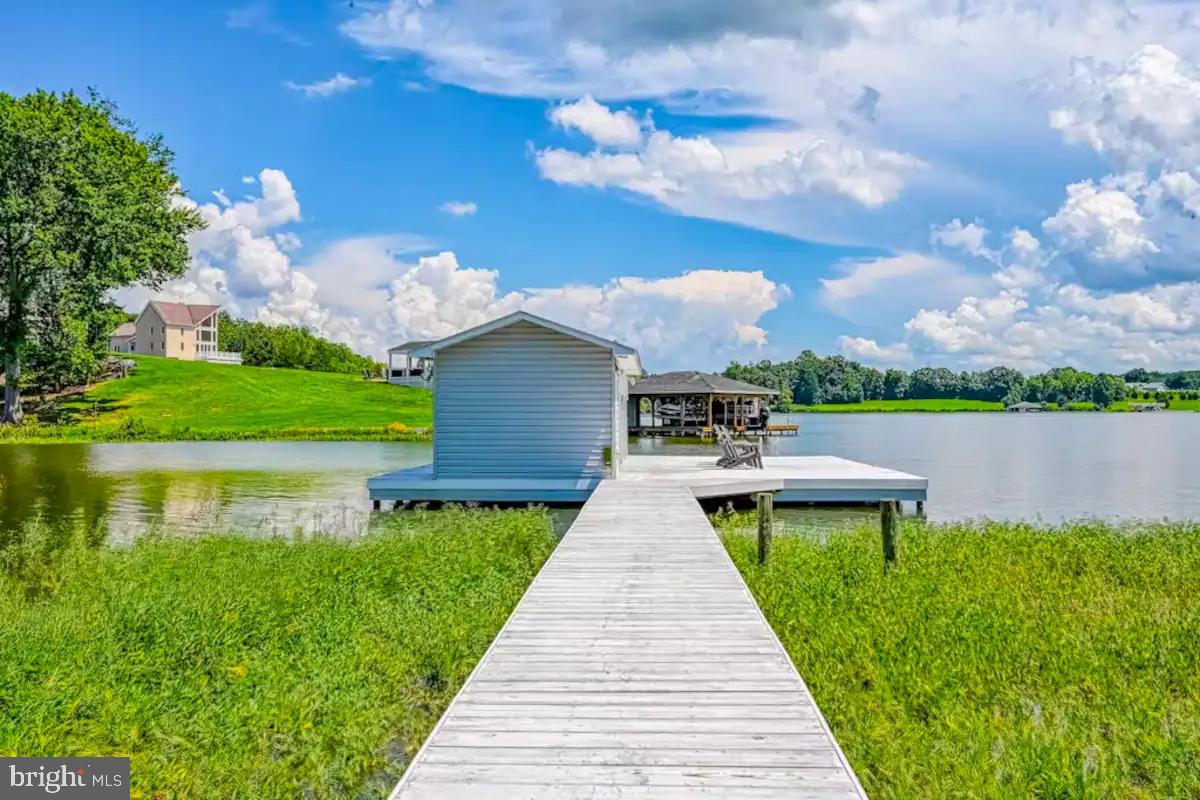 5805 CRESCENT POINT DR, ORANGE, Virginia 22960, 5 Bedrooms Bedrooms, 17 Rooms Rooms,3 BathroomsBathrooms,Residential,For sale,5805 CRESCENT POINT DR,VASP2033332 MLS # VASP2033332
