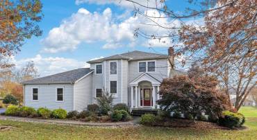 5805 CRESCENT POINT DR, ORANGE, Virginia 22960, 5 Bedrooms Bedrooms, 17 Rooms Rooms,3 BathroomsBathrooms,Residential,For sale,5805 CRESCENT POINT DR,VASP2033332 MLS # VASP2033332