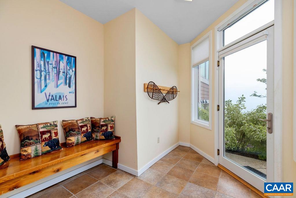 962 DIAMOND HILL CONDOS, WINTERGREEN RESORT, Virginia 22967, 2 Bedrooms Bedrooms, ,2 BathroomsBathrooms,Residential,962 DIAMOND HILL CONDOS,664937 MLS # 664937