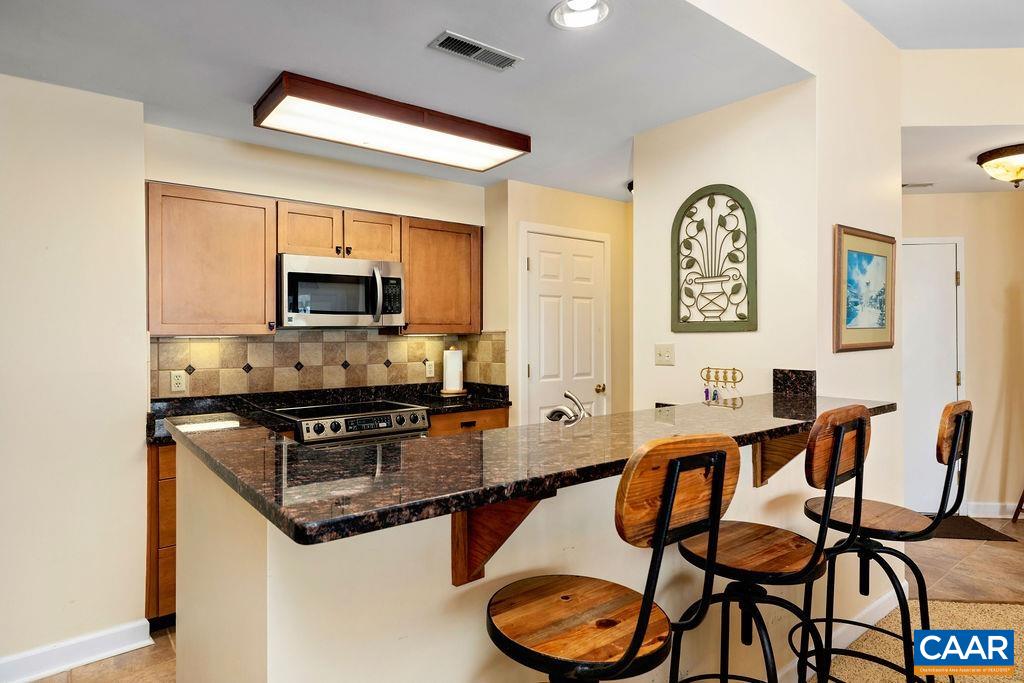 962 DIAMOND HILL CONDOS, WINTERGREEN RESORT, Virginia 22967, 2 Bedrooms Bedrooms, ,2 BathroomsBathrooms,Residential,962 DIAMOND HILL CONDOS,664937 MLS # 664937