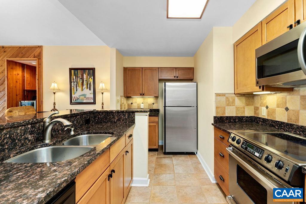 962 DIAMOND HILL CONDOS, WINTERGREEN RESORT, Virginia 22967, 2 Bedrooms Bedrooms, ,2 BathroomsBathrooms,Residential,962 DIAMOND HILL CONDOS,664937 MLS # 664937