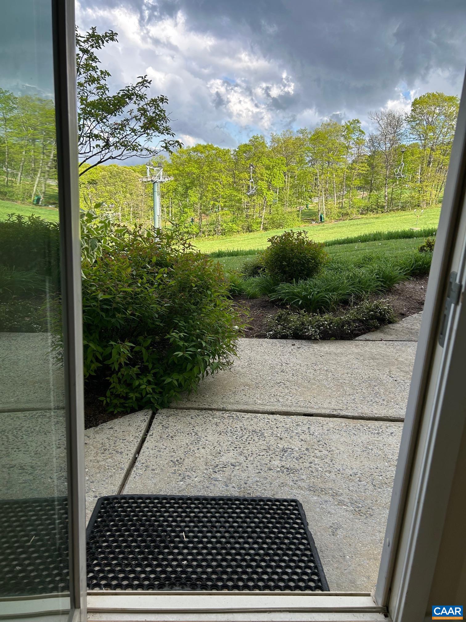 962 DIAMOND HILL CONDOS, WINTERGREEN RESORT, Virginia 22967, 2 Bedrooms Bedrooms, ,2 BathroomsBathrooms,Residential,962 DIAMOND HILL CONDOS,664937 MLS # 664937