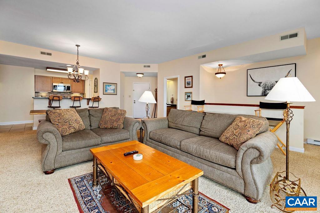 962 DIAMOND HILL CONDOS, WINTERGREEN RESORT, Virginia 22967, 2 Bedrooms Bedrooms, ,2 BathroomsBathrooms,Residential,962 DIAMOND HILL CONDOS,664937 MLS # 664937