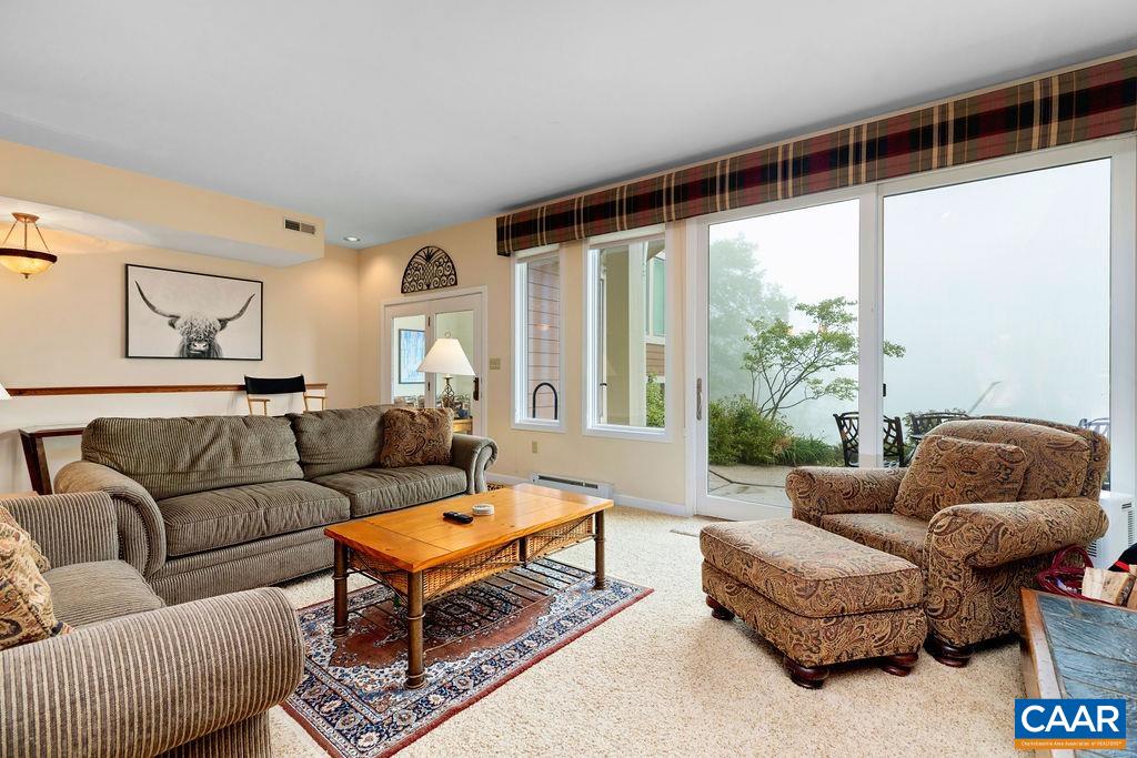 962 DIAMOND HILL CONDOS, WINTERGREEN RESORT, Virginia 22967, 2 Bedrooms Bedrooms, ,2 BathroomsBathrooms,Residential,962 DIAMOND HILL CONDOS,664937 MLS # 664937