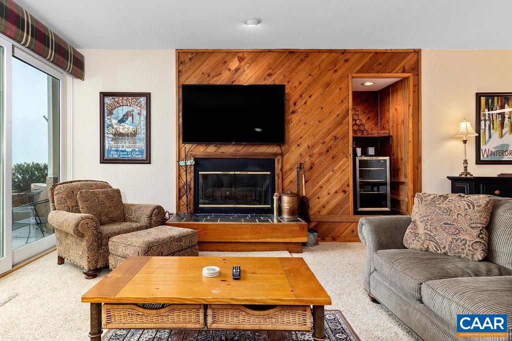 962 DIAMOND HILL CONDOS, WINTERGREEN RESORT, Virginia 22967, 2 Bedrooms Bedrooms, ,2 BathroomsBathrooms,Residential,962 DIAMOND HILL CONDOS,664937 MLS # 664937