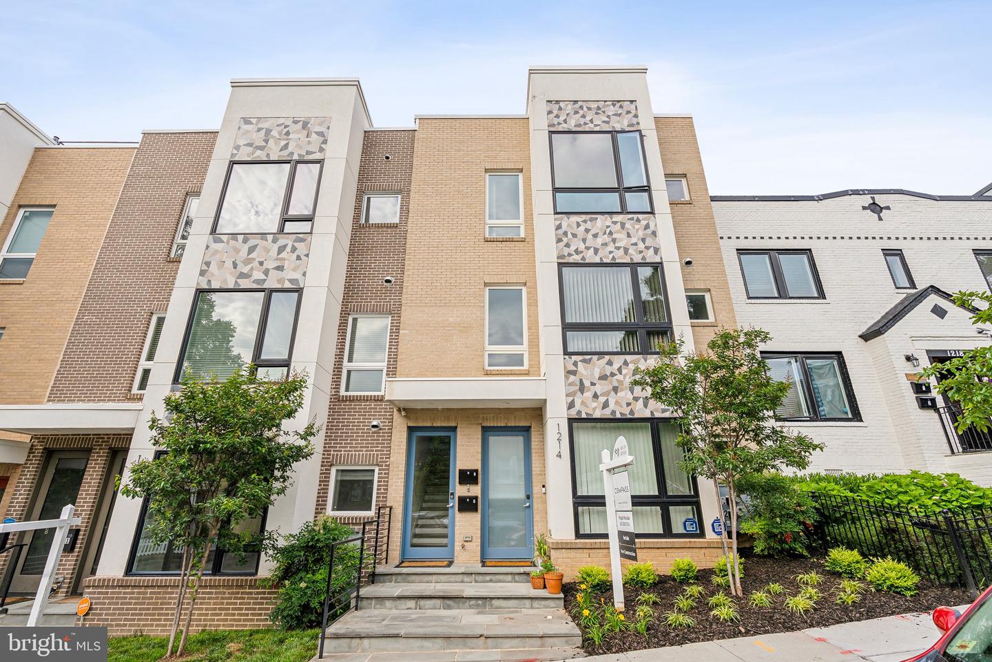 1214 QUEEN ST NE #2, WASHINGTON, District Of Columbia 20002, 3 Bedrooms Bedrooms, 7 Rooms Rooms,3 BathroomsBathrooms,Residential,For sale,1214 QUEEN ST NE #2,DCDC2201966 MLS # DCDC2201966