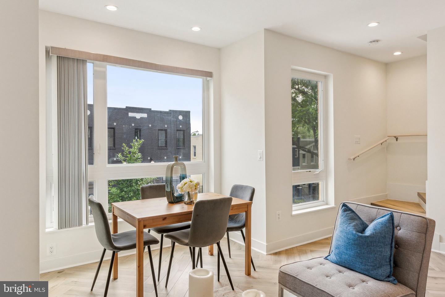 1214 QUEEN ST NE #2, WASHINGTON, District Of Columbia 20002, 3 Bedrooms Bedrooms, 7 Rooms Rooms,3 BathroomsBathrooms,Residential,For sale,1214 QUEEN ST NE #2,DCDC2201966 MLS # DCDC2201966