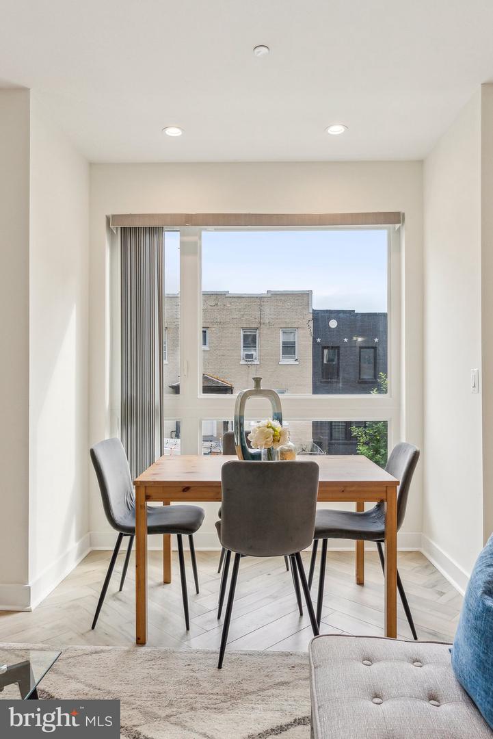 1214 QUEEN ST NE #2, WASHINGTON, District Of Columbia 20002, 3 Bedrooms Bedrooms, 7 Rooms Rooms,3 BathroomsBathrooms,Residential,For sale,1214 QUEEN ST NE #2,DCDC2201966 MLS # DCDC2201966