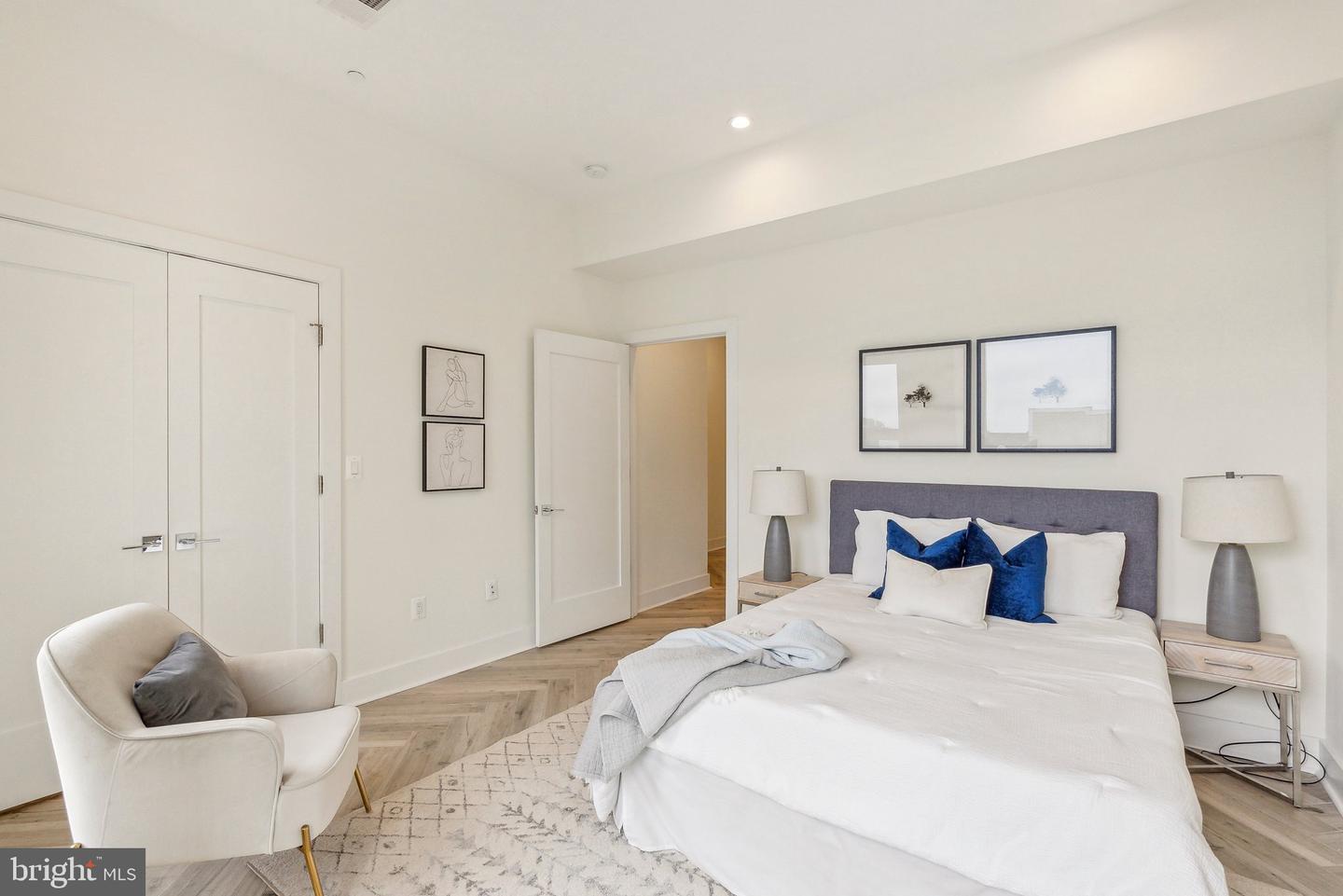 1214 QUEEN ST NE #2, WASHINGTON, District Of Columbia 20002, 3 Bedrooms Bedrooms, 7 Rooms Rooms,3 BathroomsBathrooms,Residential,For sale,1214 QUEEN ST NE #2,DCDC2201966 MLS # DCDC2201966