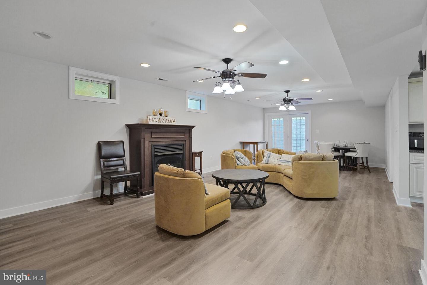 5040 HUMMINGBIRD LN, WARRENTON, Virginia 20187, 5 Bedrooms Bedrooms, ,4 BathroomsBathrooms,Residential,For sale,5040 HUMMINGBIRD LN,VAFQ2016738 MLS # VAFQ2016738