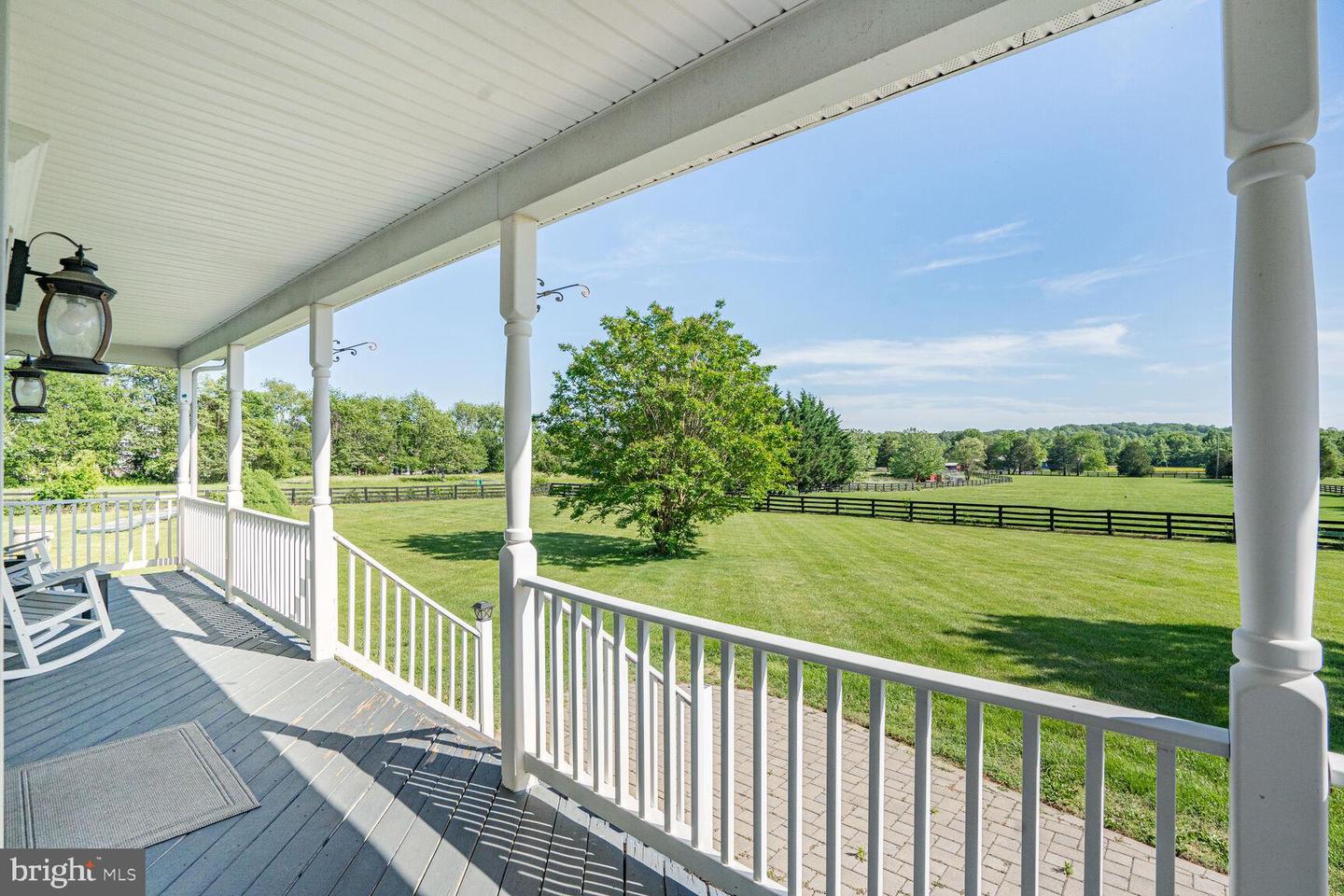 5040 HUMMINGBIRD LN, WARRENTON, Virginia 20187, 5 Bedrooms Bedrooms, ,4 BathroomsBathrooms,Residential,For sale,5040 HUMMINGBIRD LN,VAFQ2016738 MLS # VAFQ2016738
