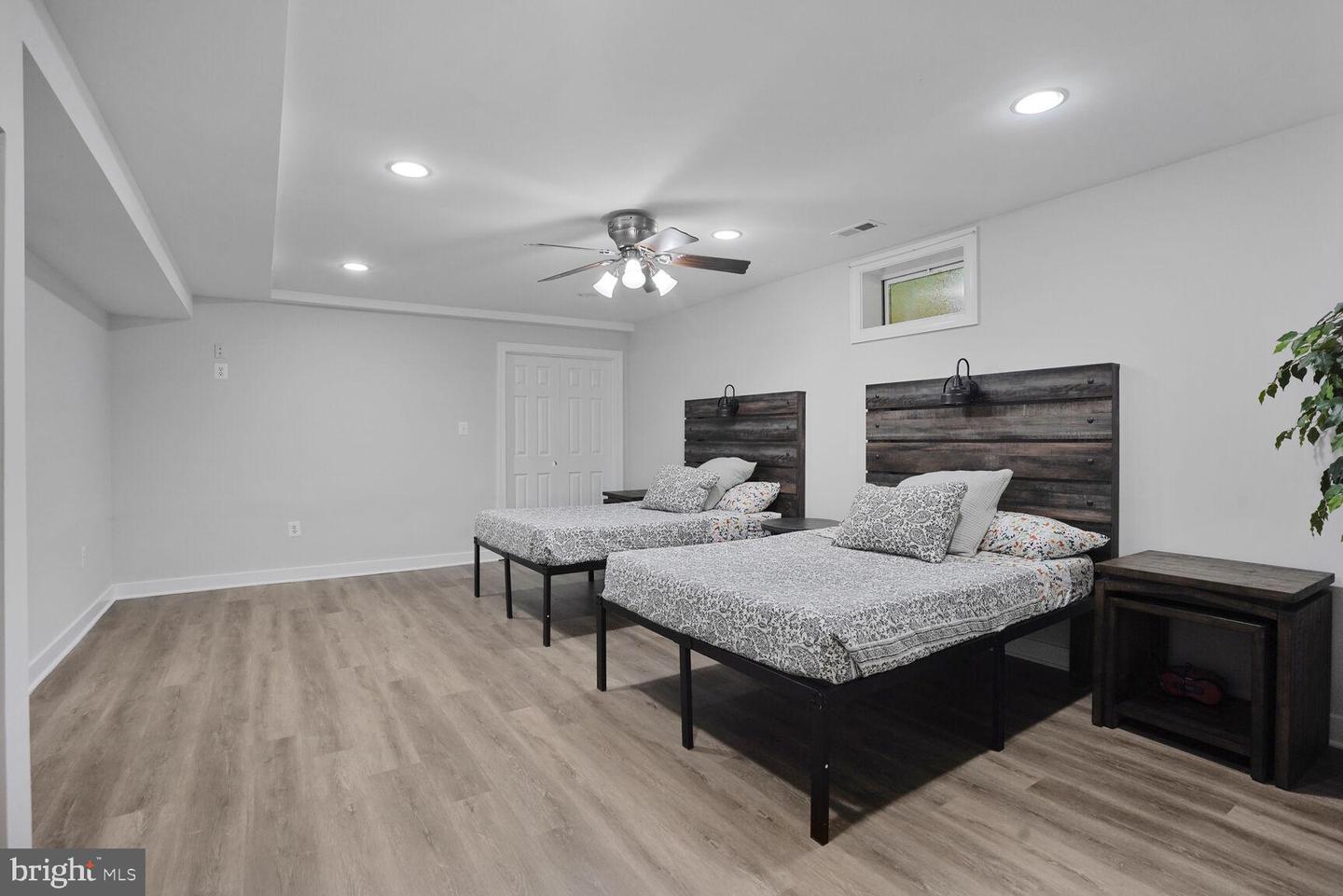 5040 HUMMINGBIRD LN, WARRENTON, Virginia 20187, 5 Bedrooms Bedrooms, ,4 BathroomsBathrooms,Residential,For sale,5040 HUMMINGBIRD LN,VAFQ2016738 MLS # VAFQ2016738