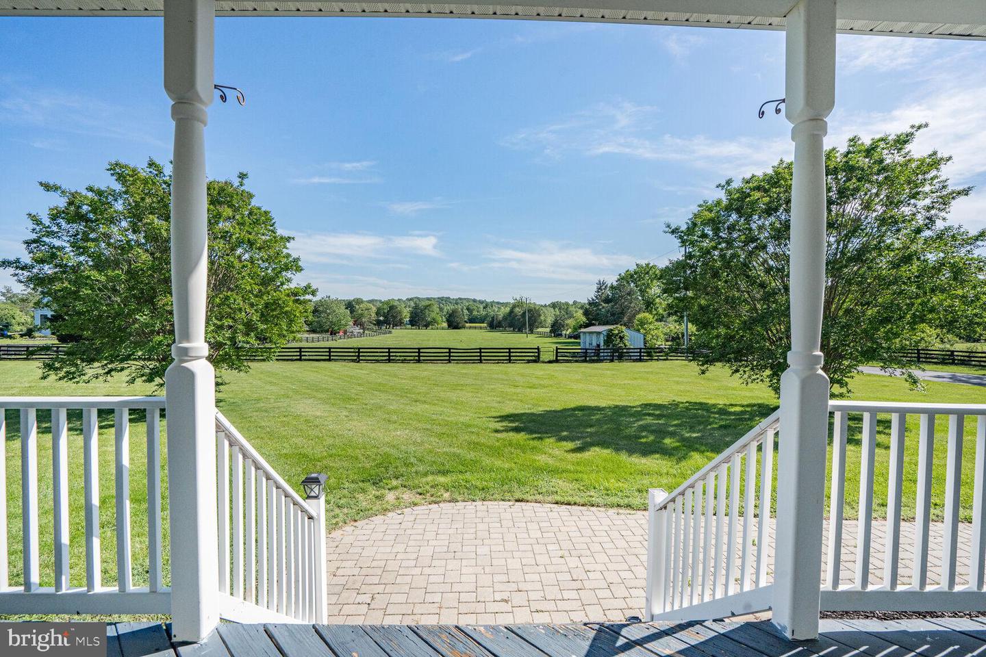 5040 HUMMINGBIRD LN, WARRENTON, Virginia 20187, 5 Bedrooms Bedrooms, ,4 BathroomsBathrooms,Residential,For sale,5040 HUMMINGBIRD LN,VAFQ2016738 MLS # VAFQ2016738