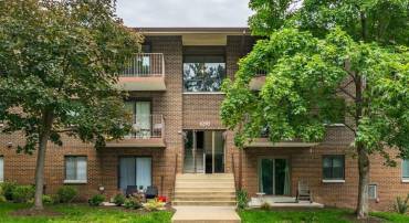 6270 EDSALL RD #101, ALEXANDRIA, Virginia 22312, 2 Bedrooms Bedrooms, ,2 BathroomsBathrooms,Residential,For sale,6270 EDSALL RD #101,VAAX2045612 MLS # VAAX2045612