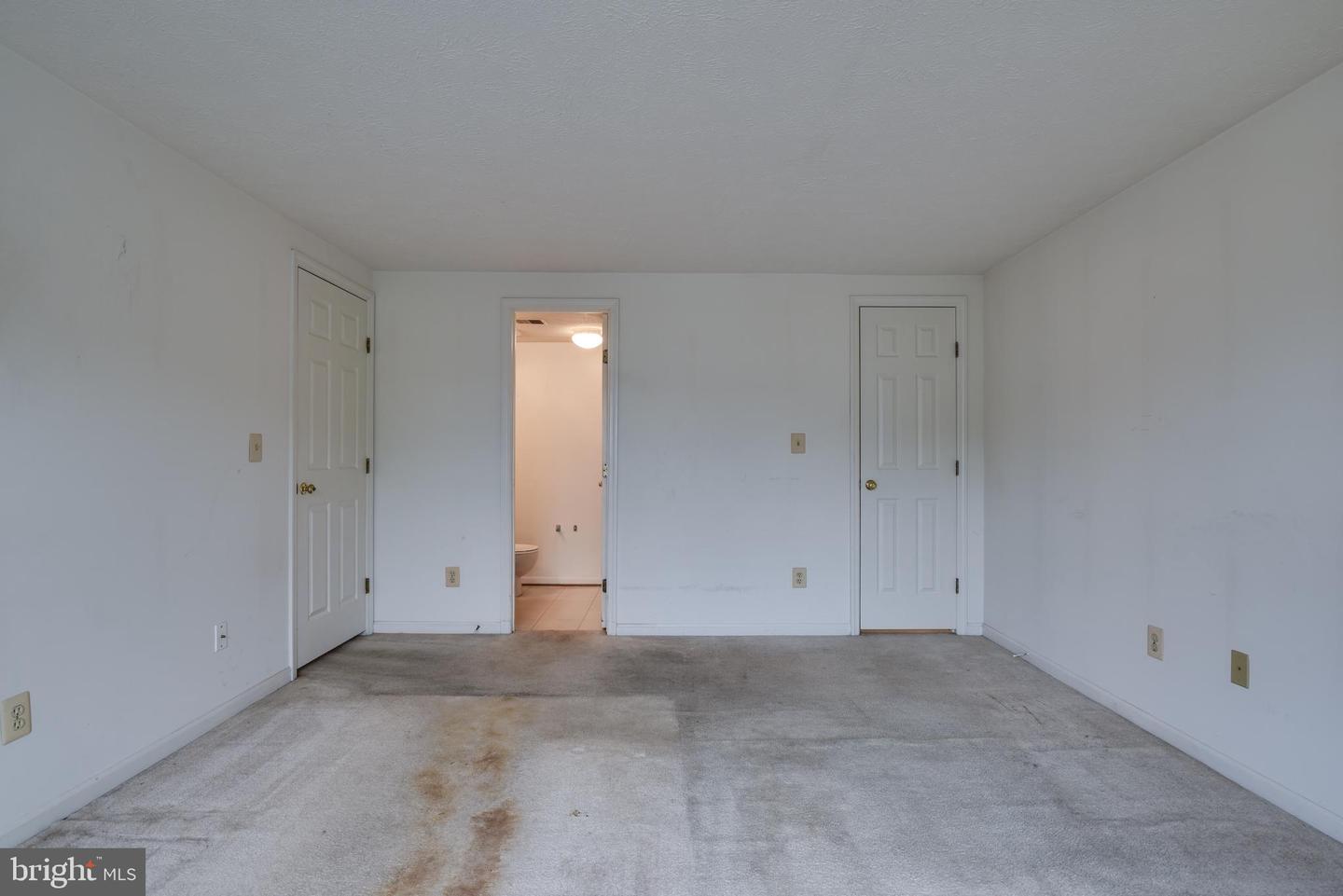 17060 CAPRI LN #204, DUMFRIES, Virginia 22026, 2 Bedrooms Bedrooms, ,2 BathroomsBathrooms,Residential,For sale,17060 CAPRI LN #204,VAPW2095314 MLS # VAPW2095314