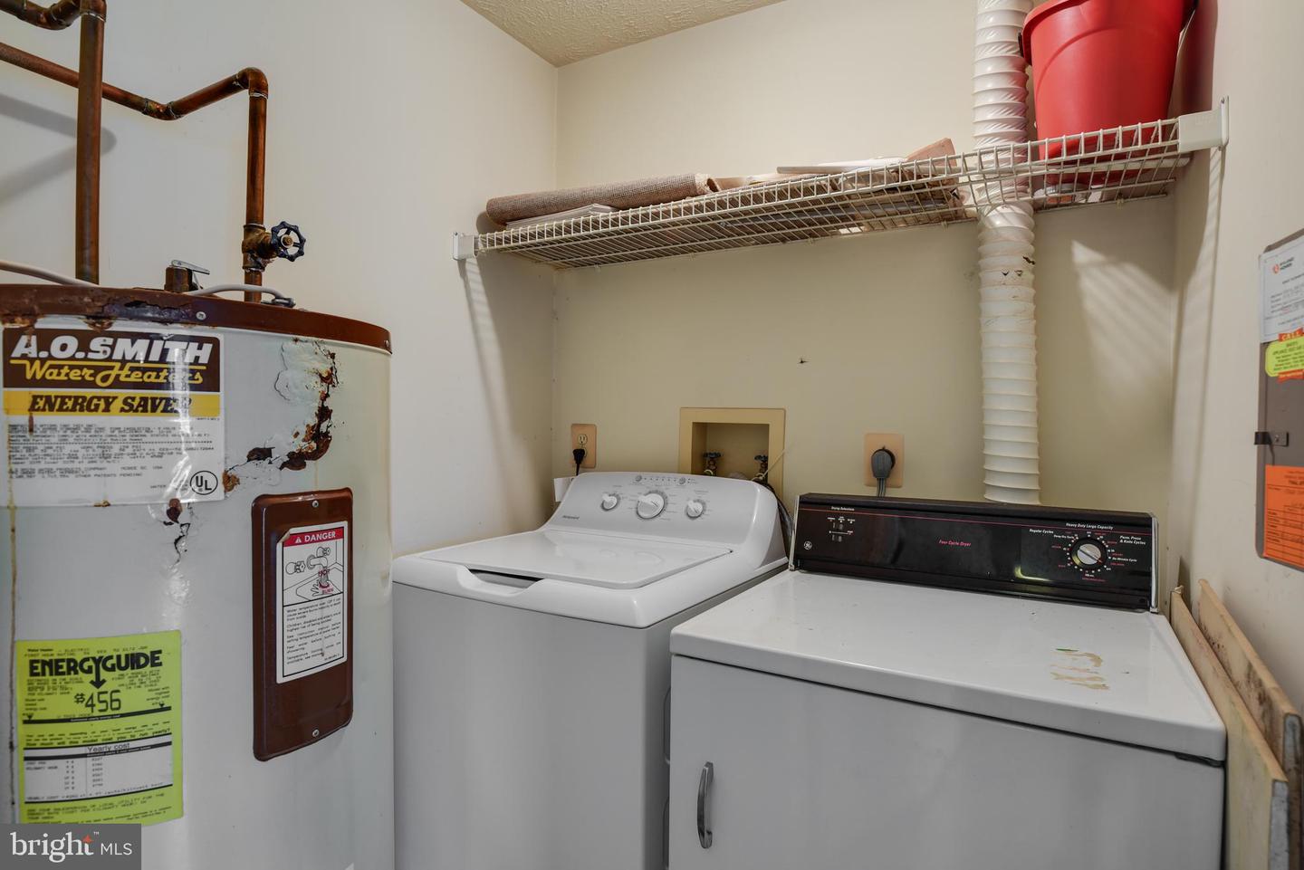 17060 CAPRI LN #204, DUMFRIES, Virginia 22026, 2 Bedrooms Bedrooms, ,2 BathroomsBathrooms,Residential,For sale,17060 CAPRI LN #204,VAPW2095314 MLS # VAPW2095314