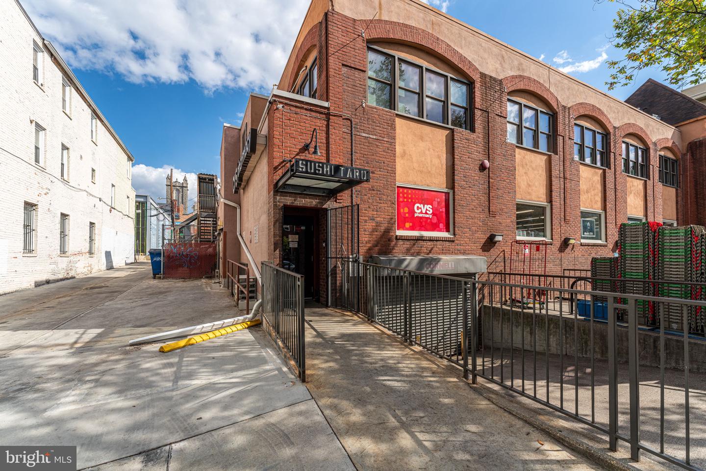 1615 Q ST NW NW #301/303, WASHINGTON, District Of Columbia 20009, 2 Bedrooms Bedrooms, ,2 BathroomsBathrooms,Residential,For sale,1615 Q ST NW NW #301/303,DCDC2202084 MLS # DCDC2202084