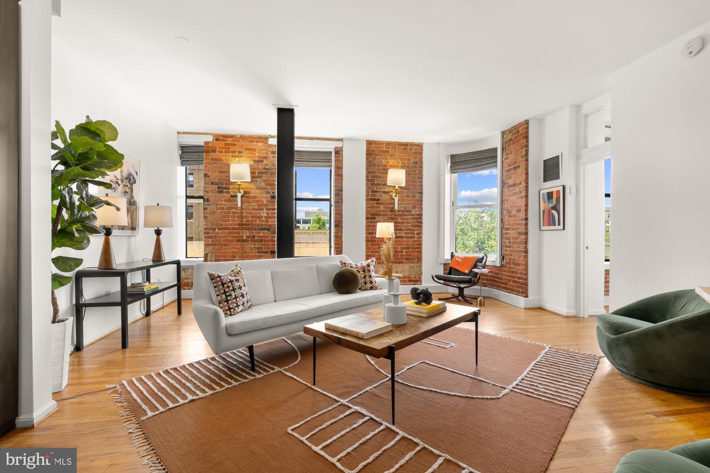 1615 Q ST NW NW #301/303, WASHINGTON, District Of Columbia 20009, 2 Bedrooms Bedrooms, ,2 BathroomsBathrooms,Residential,For sale,1615 Q ST NW NW #301/303,DCDC2202084 MLS # DCDC2202084