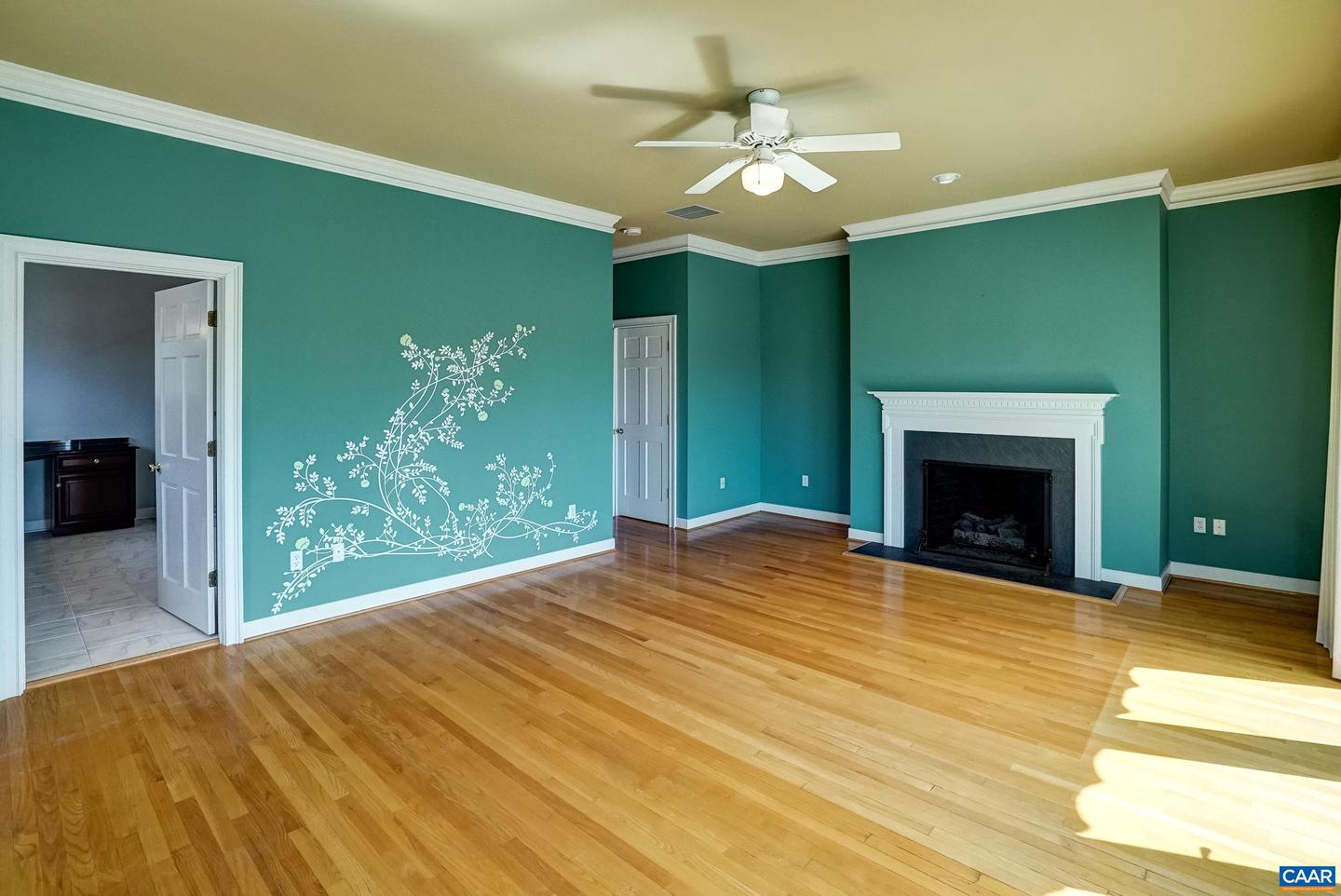 512 WORTHINGTON DR #B, CHARLOTTESVILLE, Virginia 22903, 2 Bedrooms Bedrooms, ,2 BathroomsBathrooms,Residential,For sale,512 WORTHINGTON DR #B,664846 MLS # 664846