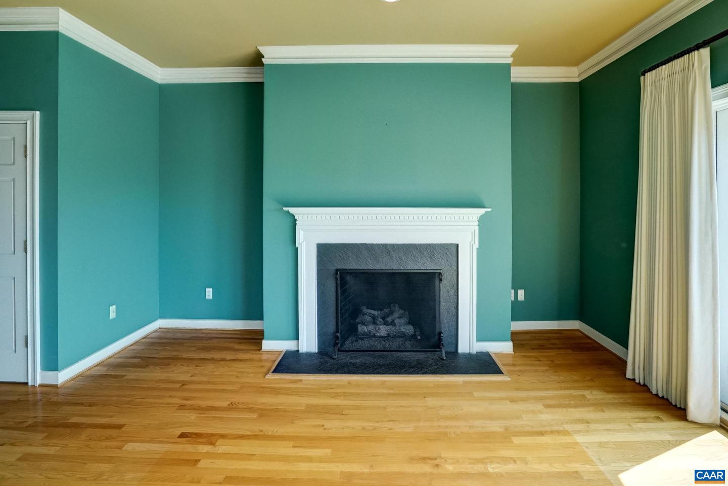 512 WORTHINGTON DR #B, CHARLOTTESVILLE, Virginia 22903, 2 Bedrooms Bedrooms, ,2 BathroomsBathrooms,Residential,For sale,512 WORTHINGTON DR #B,664846 MLS # 664846