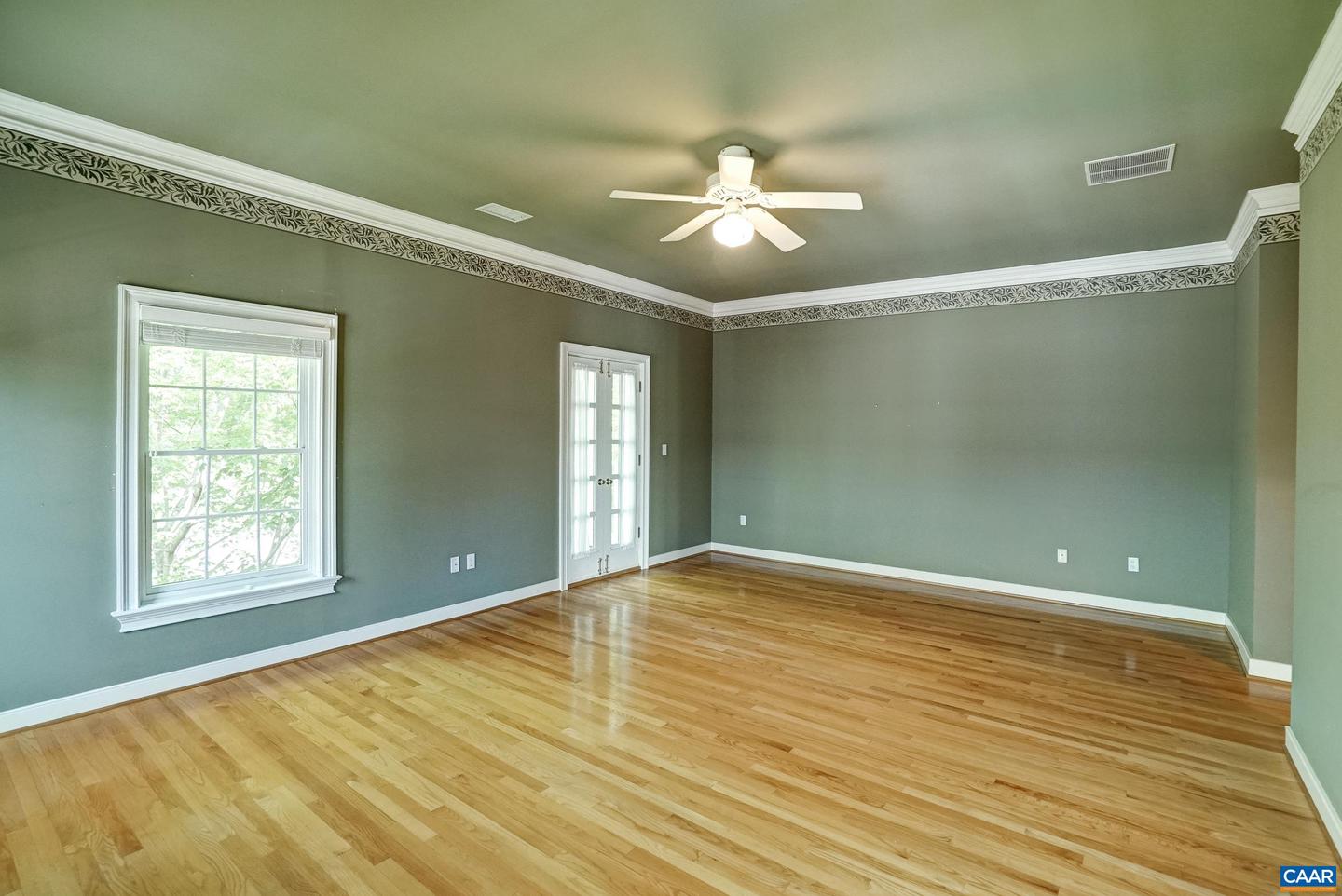 512 WORTHINGTON DR #B, CHARLOTTESVILLE, Virginia 22903, 2 Bedrooms Bedrooms, ,2 BathroomsBathrooms,Residential,For sale,512 WORTHINGTON DR #B,664846 MLS # 664846