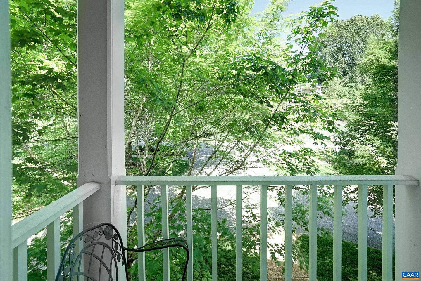 512 WORTHINGTON DR #B, CHARLOTTESVILLE, Virginia 22903, 2 Bedrooms Bedrooms, ,2 BathroomsBathrooms,Residential,For sale,512 WORTHINGTON DR #B,664846 MLS # 664846