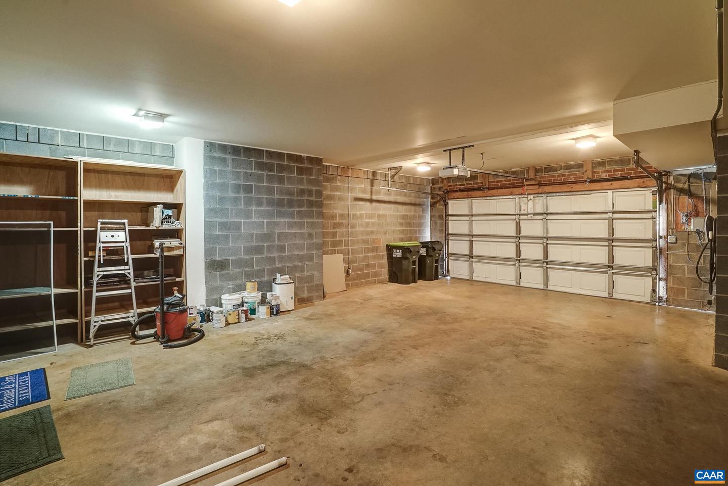 512 WORTHINGTON DR #B, CHARLOTTESVILLE, Virginia 22903, 2 Bedrooms Bedrooms, ,2 BathroomsBathrooms,Residential,For sale,512 WORTHINGTON DR #B,664846 MLS # 664846