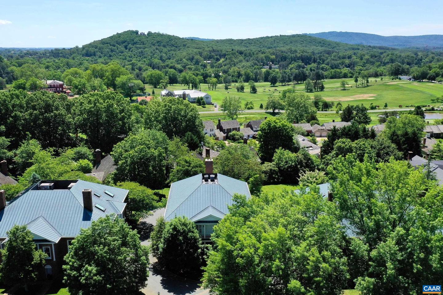 512 WORTHINGTON DR #B, CHARLOTTESVILLE, Virginia 22903, 2 Bedrooms Bedrooms, ,2 BathroomsBathrooms,Residential,For sale,512 WORTHINGTON DR #B,664846 MLS # 664846