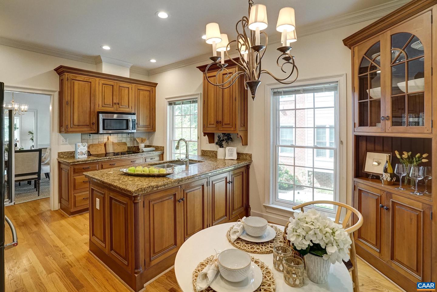 512 WORTHINGTON DR #B, CHARLOTTESVILLE, Virginia 22903, 2 Bedrooms Bedrooms, ,2 BathroomsBathrooms,Residential,For sale,512 WORTHINGTON DR #B,664846 MLS # 664846