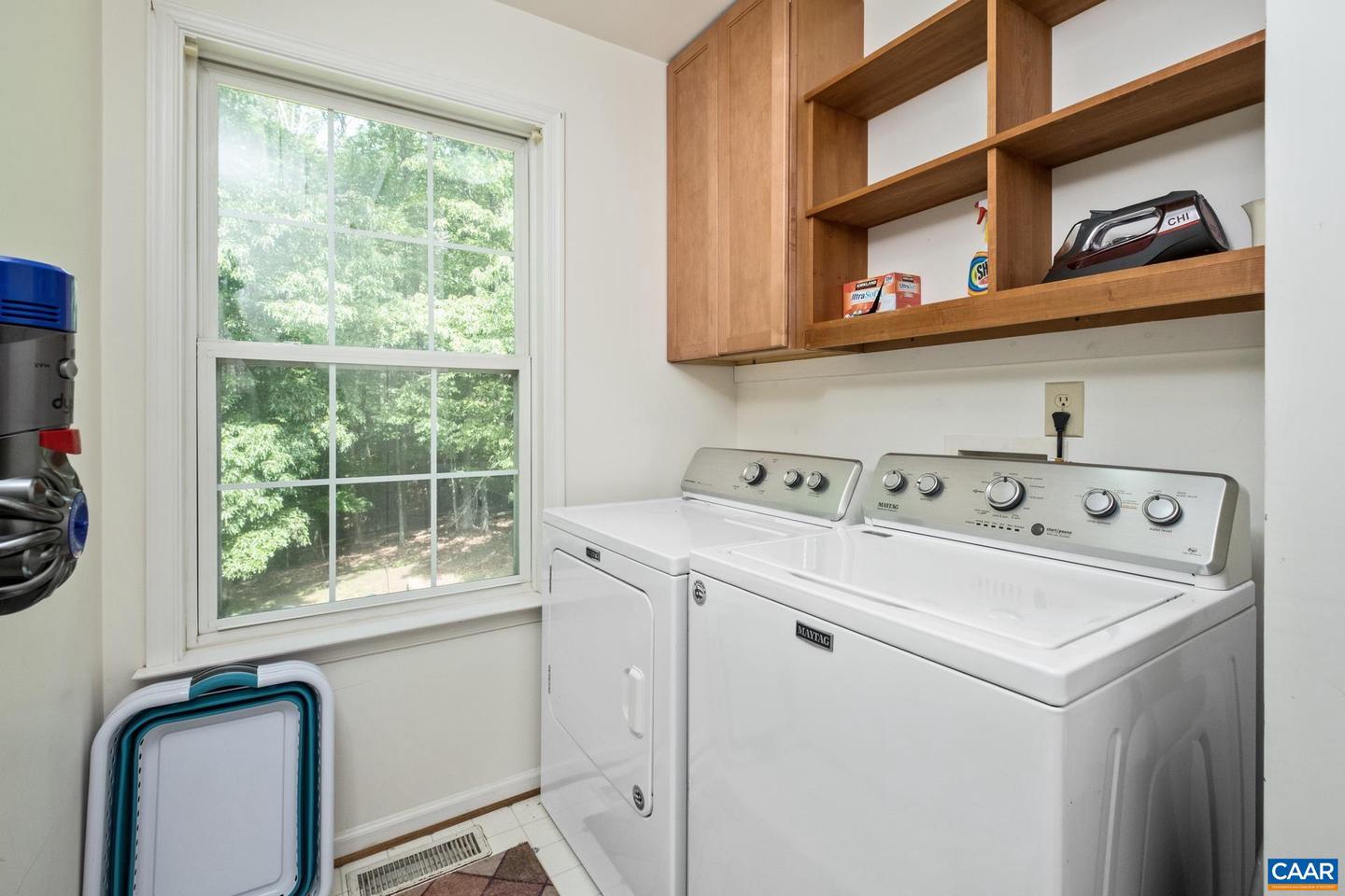 1902 ENGLISH OAKS CIR N, CHARLOTTESVILLE, Virginia 22911, 5 Bedrooms Bedrooms, ,3 BathroomsBathrooms,Residential,For sale,1902 ENGLISH OAKS CIR N,664835 MLS # 664835