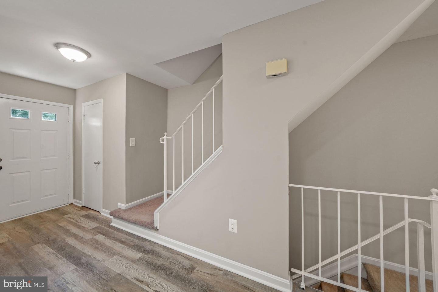 3924 COLLIS OAK CT, FAIRFAX, Virginia 22033, 3 Bedrooms Bedrooms, ,3 BathroomsBathrooms,Residential,For sale,3924 COLLIS OAK CT,VAFX2242772 MLS # VAFX2242772
