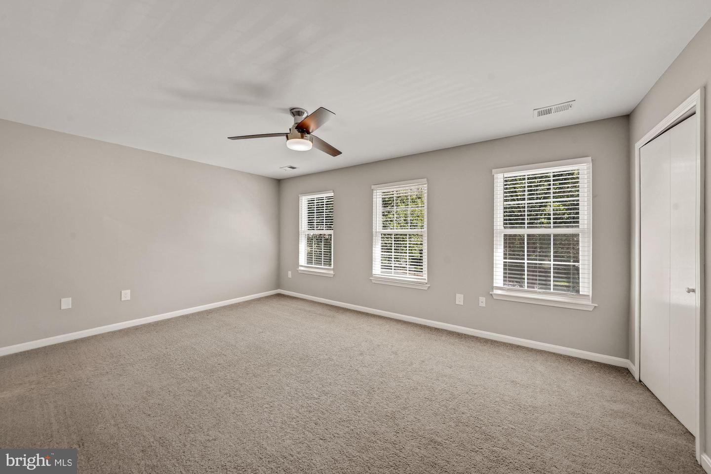 3924 COLLIS OAK CT, FAIRFAX, Virginia 22033, 3 Bedrooms Bedrooms, ,3 BathroomsBathrooms,Residential,For sale,3924 COLLIS OAK CT,VAFX2242772 MLS # VAFX2242772