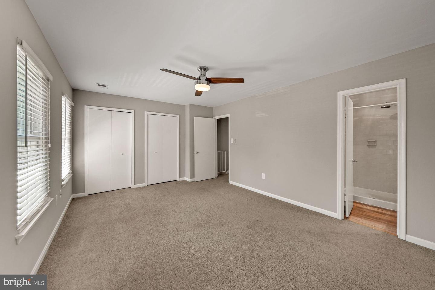 3924 COLLIS OAK CT, FAIRFAX, Virginia 22033, 3 Bedrooms Bedrooms, ,3 BathroomsBathrooms,Residential,For sale,3924 COLLIS OAK CT,VAFX2242772 MLS # VAFX2242772