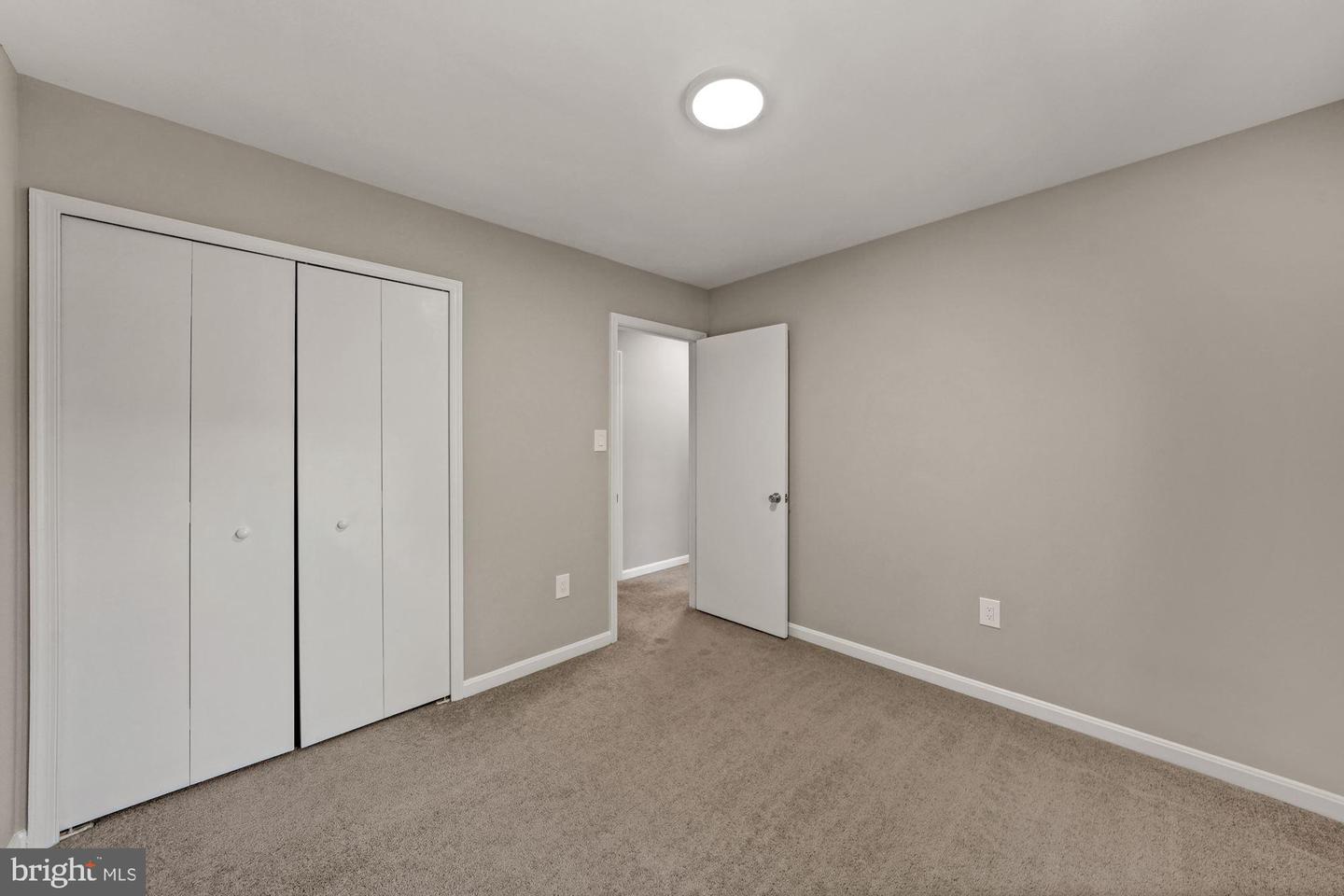 3924 COLLIS OAK CT, FAIRFAX, Virginia 22033, 3 Bedrooms Bedrooms, ,3 BathroomsBathrooms,Residential,For sale,3924 COLLIS OAK CT,VAFX2242772 MLS # VAFX2242772
