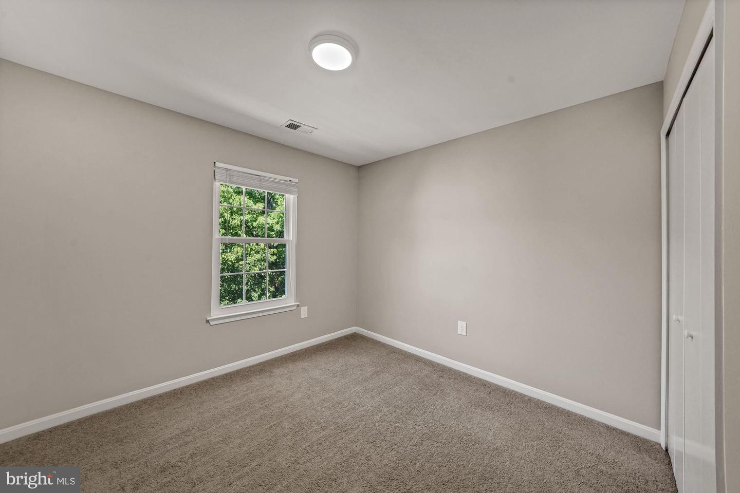 3924 COLLIS OAK CT, FAIRFAX, Virginia 22033, 3 Bedrooms Bedrooms, ,3 BathroomsBathrooms,Residential,For sale,3924 COLLIS OAK CT,VAFX2242772 MLS # VAFX2242772