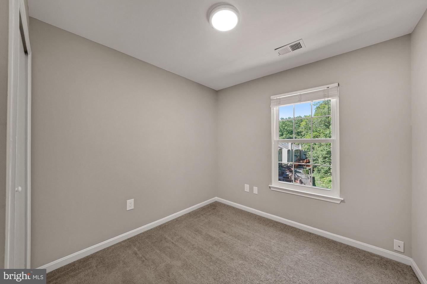 3924 COLLIS OAK CT, FAIRFAX, Virginia 22033, 3 Bedrooms Bedrooms, ,3 BathroomsBathrooms,Residential,For sale,3924 COLLIS OAK CT,VAFX2242772 MLS # VAFX2242772
