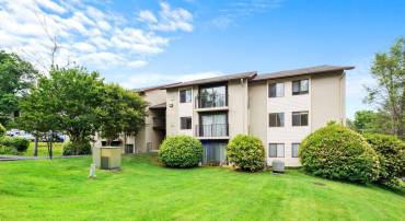 30 SPRING CT, CHARLOTTESVILLE, Virginia 22901, 2 Bedrooms Bedrooms, ,1 BathroomBathrooms,Residential,For sale,30 SPRING CT,664872 MLS # 664872