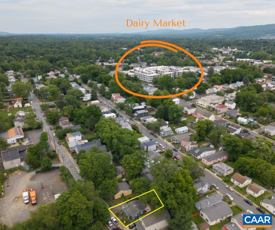 304 NW 11TH ST, CHARLOTTESVILLE, Virginia 22903, 2 Bedrooms Bedrooms, ,1 BathroomBathrooms,Residential,For sale,304 NW 11TH ST,664868 MLS # 664868