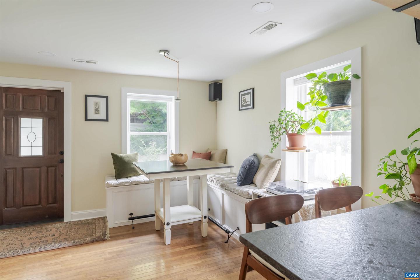304 NW 11TH ST, CHARLOTTESVILLE, Virginia 22903, 2 Bedrooms Bedrooms, ,1 BathroomBathrooms,Residential,For sale,304 NW 11TH ST,664868 MLS # 664868